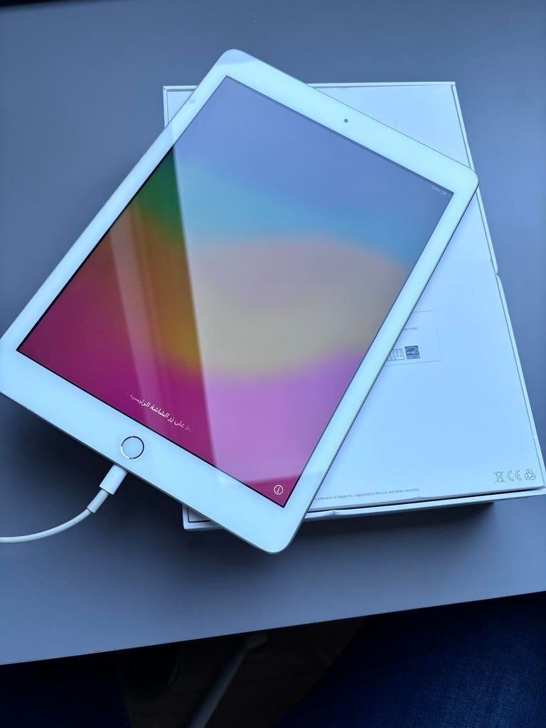 Apple iPad (6e Gen) A1893 Zilver 32GB Wi-Fi, Computers en Software, Apple iPads, 10 inch, Gebruikt, 32 GB, Apple iPad