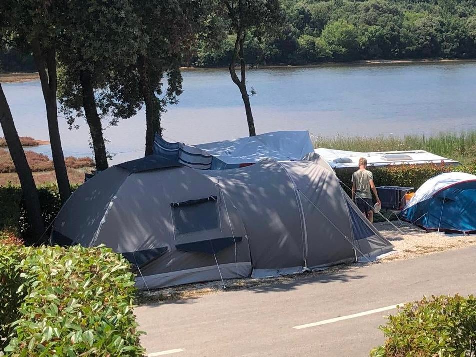 Karsten 300 opblaastent, Ophalen, Zo goed als nieuw