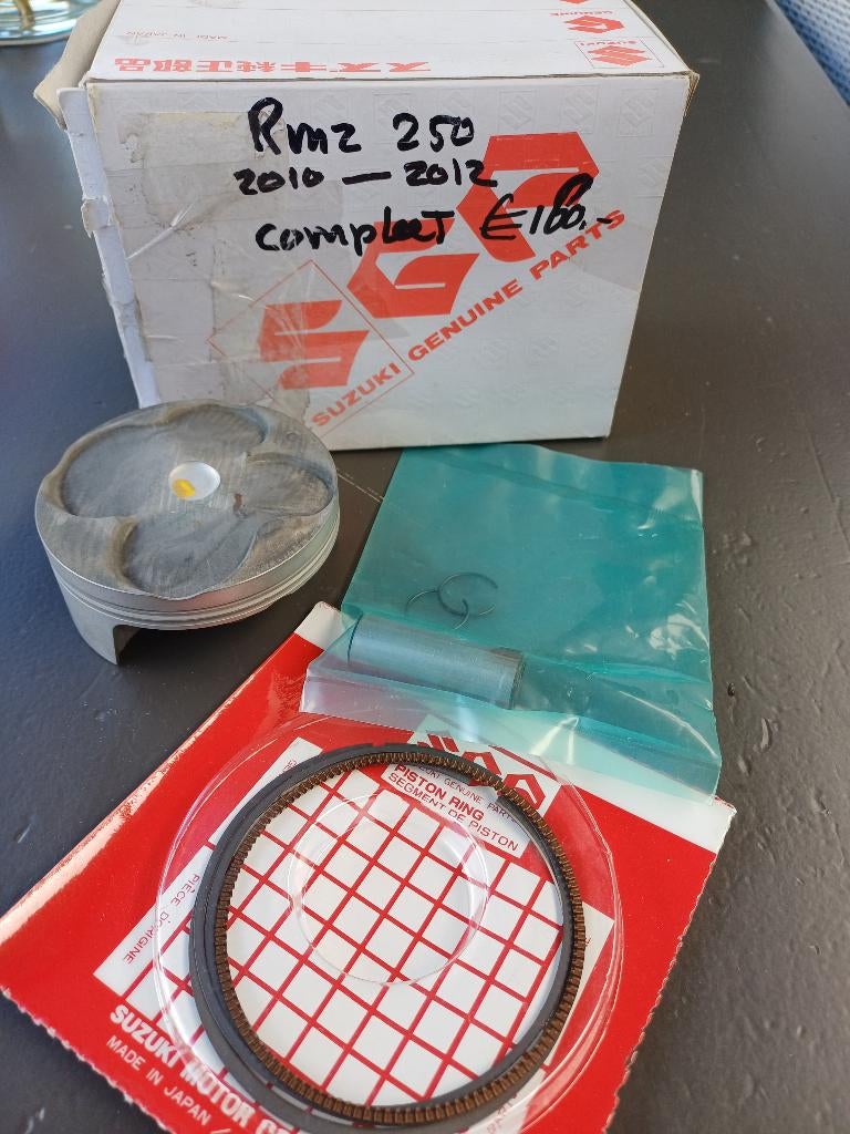 Splinter nieuwe zuiger Suzuki rmz 250 viertakt crossmotor, Motoren, Ophalen, Nieuw