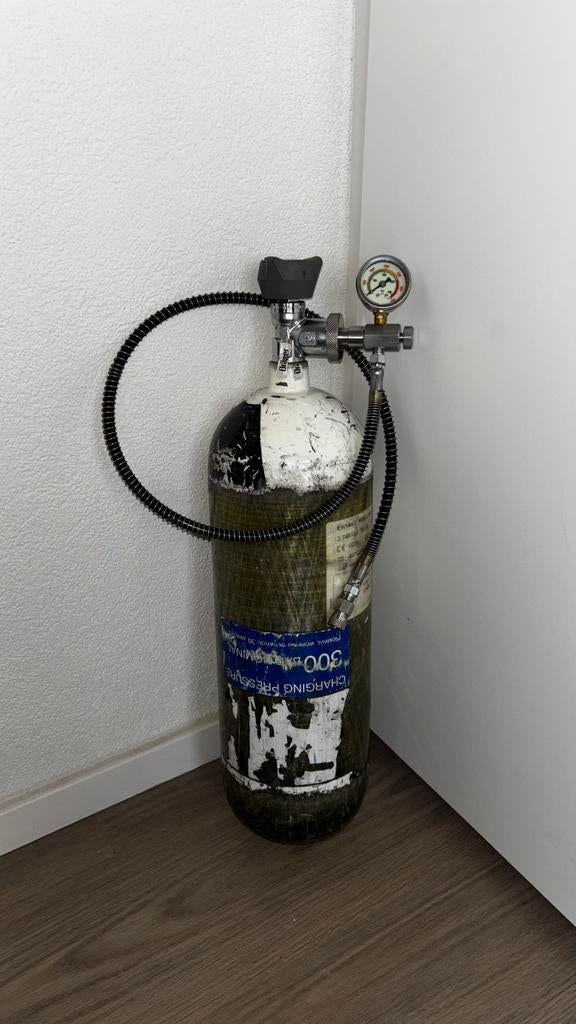 Compleet vulpakket - PCP Luchtbuks - Carbon - 6L 300 bar!, Sport en Fitness, Schietsport-accessoires, Zo goed als nieuw, Ophalen of Verzenden