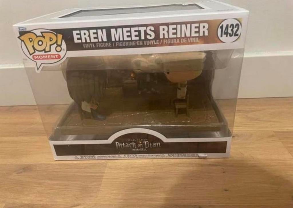 Attack on titan the  eren meets reiner funko pop scene, Ophalen of Verzenden, Zo goed als nieuw