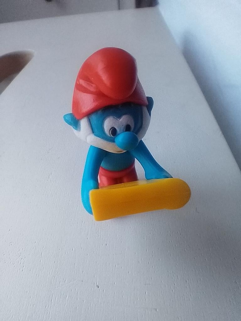 Smurf met geel boek, Verzamelen, Ophalen of Verzenden, Zo goed als nieuw, Grote Smurf, Poppetje, Figuurtje of Knuffel
