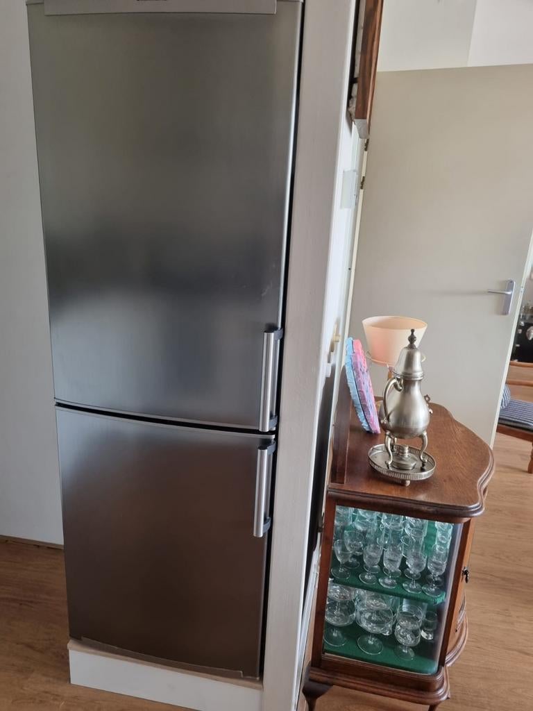 Koelvriescombinatie - RVS look, Ophalen, 150 tot 200 liter, Gebruikt, 60 cm of meer