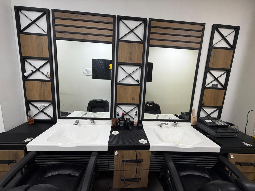 Kapper / Berbier meubels