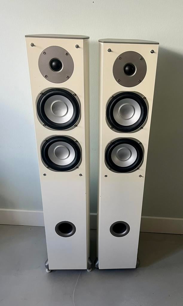 Speakers: Tangent Avantgarde 200, Gebruikt, 60 tot 120 watt, Front, Rear of Stereo speakers, Ophalen