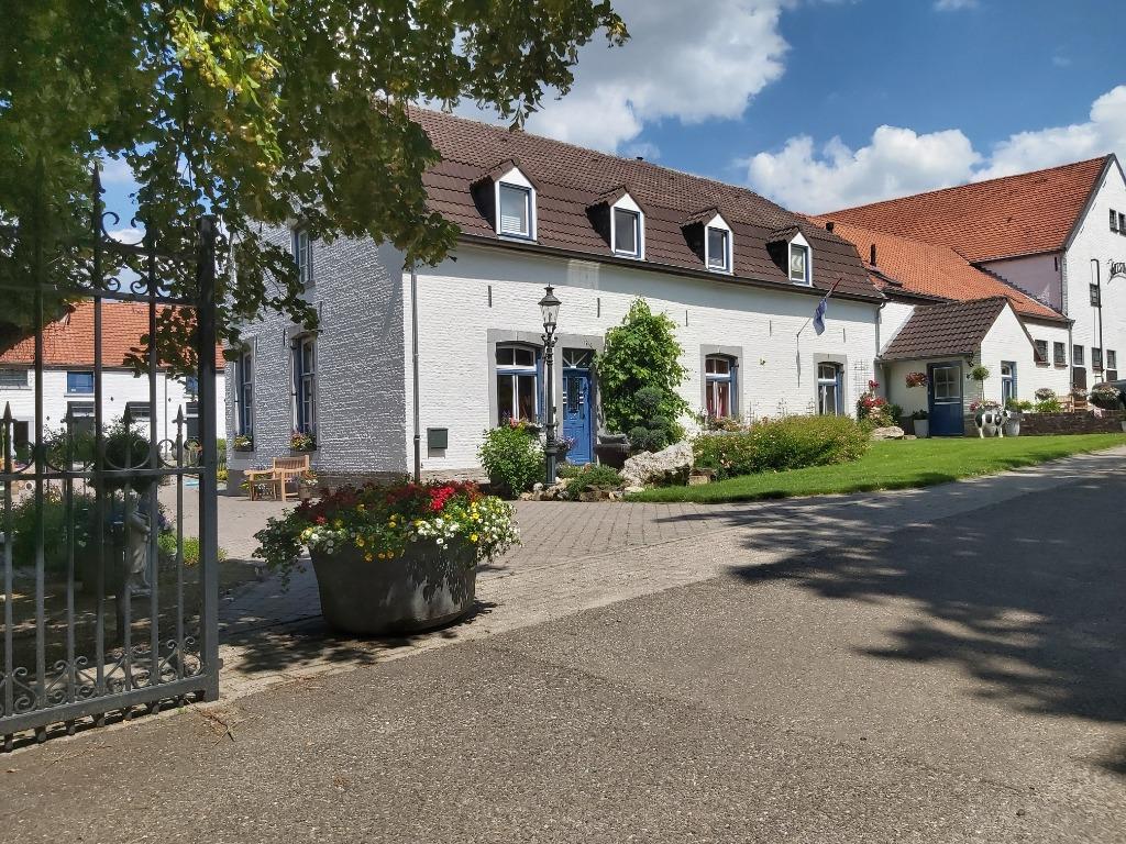 Pasen of meivkantie appart. th in Gulpen bij Maastricht, 8 personen, Limburg, In bos, 3 slaapkamers