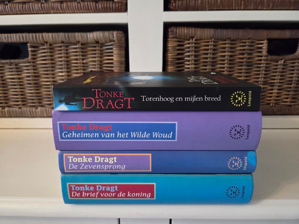 Tonke Dragt - 4 boeken, Boeken, Ophalen of Verzenden, Gelezen