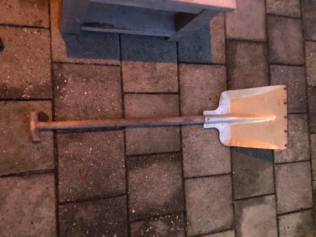 Gebruikte spade - Tuingereedschap, Ophalen of Verzenden, Gebruikt, Spade