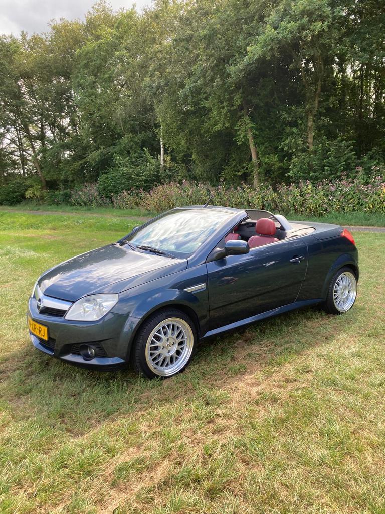 Opel Tigra 1.8 16V Twintop 2007, Auto's, Opel, Particulier, Tigra, Benzine, F, Cabriolet, Handgeschakeld, Origineel Nederlands