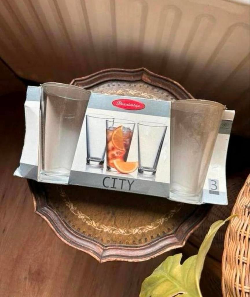 Nieuw in verpakking: drie hoge glazen 360 cc, Huis en Inrichting, Keuken | Servies, Ophalen of Verzenden, Nieuw