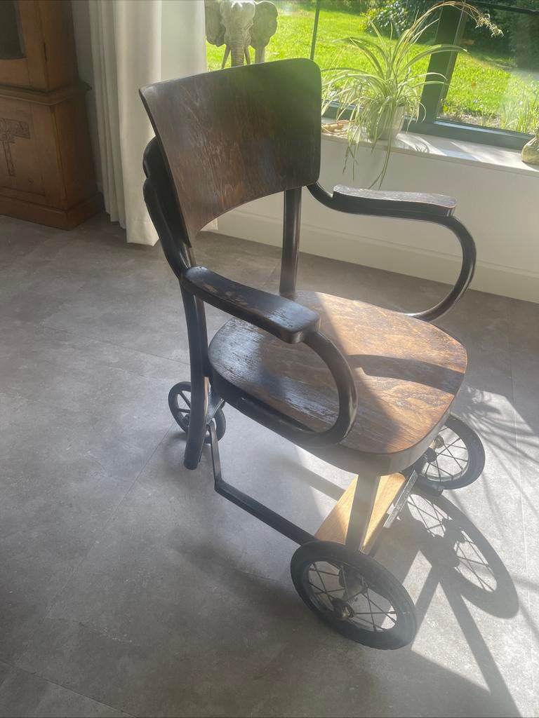 Originele Thonet ziekenhuis rolstoel., Antiek en Kunst, Ophalen