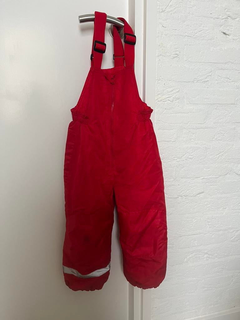 Leuke rode skibroek maat 98, Kinderen en Baby's, Kinderkleding | Maat 98, Ophalen, Zo goed als nieuw, Jongen of Meisje, Broek