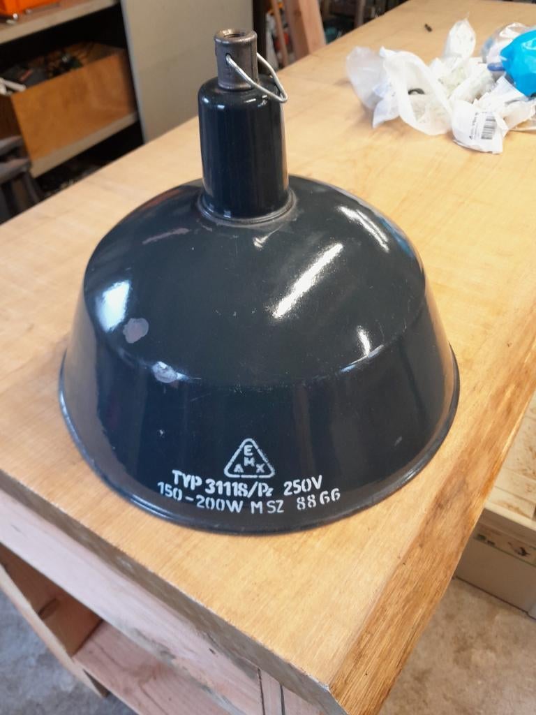 Geëmailleerde hanglamp, industriële fabriekslamp oud, Huis en Inrichting, Lampen | Hanglampen, Ophalen of Verzenden, Metaal, Industrieel