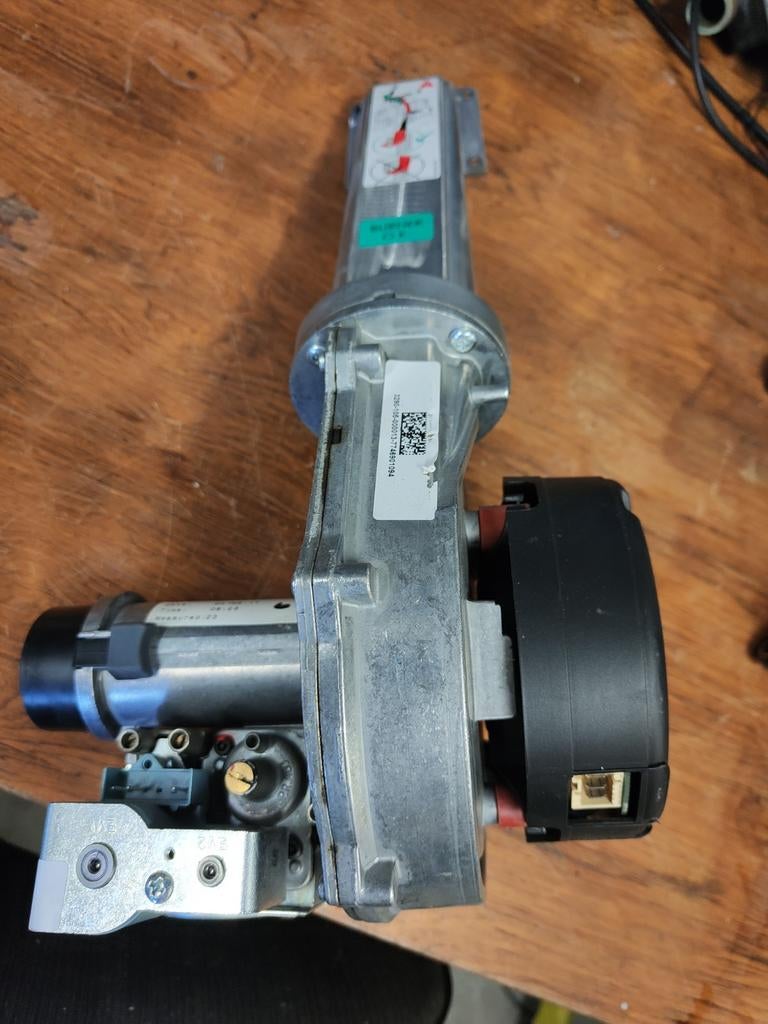 Nefit Topline/Trendline Rookgasventilator + Gasblok (2011), Gebruikt, Minder dan 30 cm, Hoog rendement (Hr), Cv-ketel of Combi-ketel