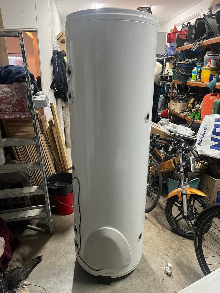 Cbs 300 ltr boiler geschikt voor Warmtepomp, Doe-het-zelf en Verbouw, Ophalen, 100 liter of meer, Boiler, Minder dan 3 jaar oud