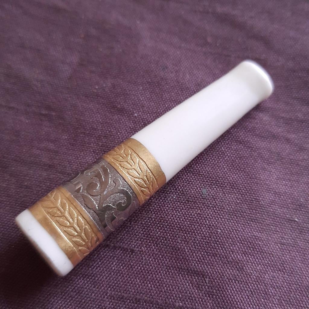 Antiek Pijpje Sigarettenpijpje Porselein met Goud en Zilver, Verzenden