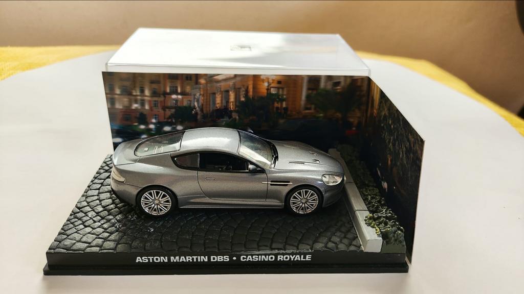 Aston Martin DBS - James Bond 007 Casino Royale 1/43, Ophalen of Verzenden, Zo goed als nieuw, Auto, Overige merken