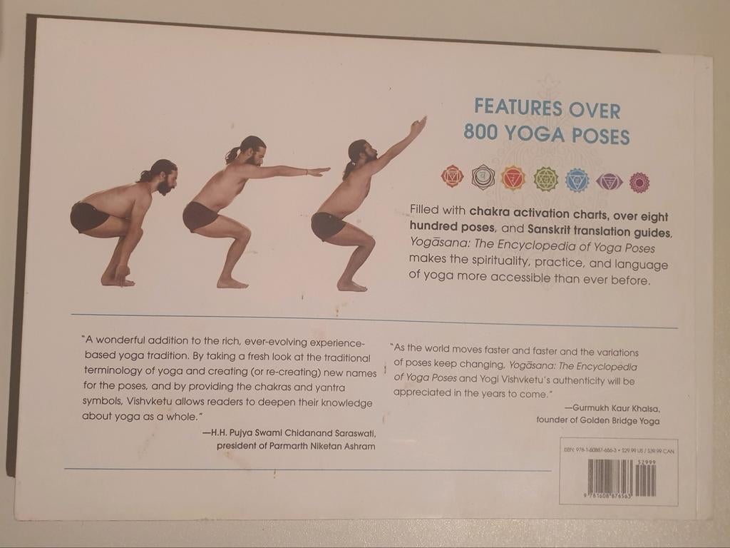 Yoga boek - Yogasanas, Ophalen of Verzenden, Zo goed als nieuw