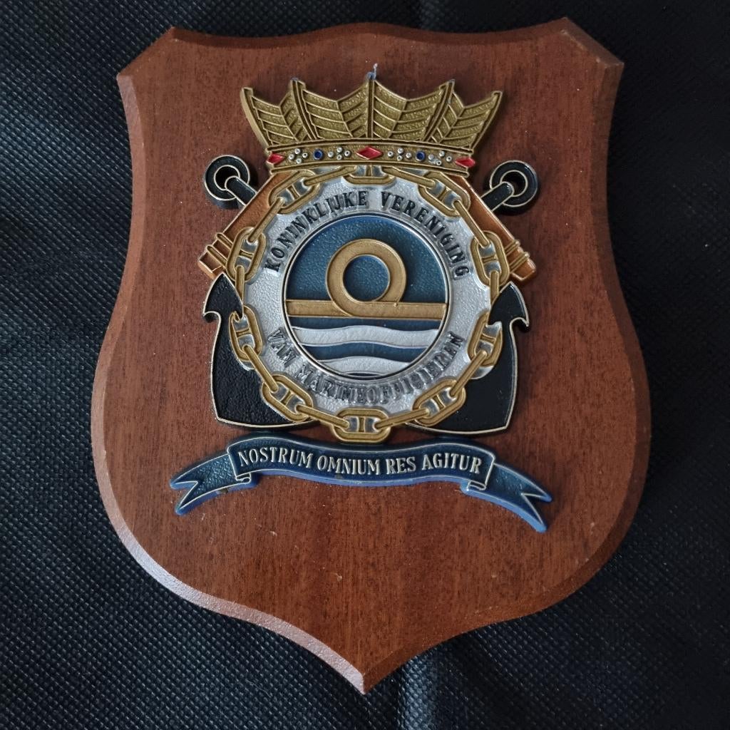 Wapenschildje Kon. Ver. Marine Off., Verzamelen, Militaria | Algemeen, Verzenden, Marine, Nederland, Embleem of Badge