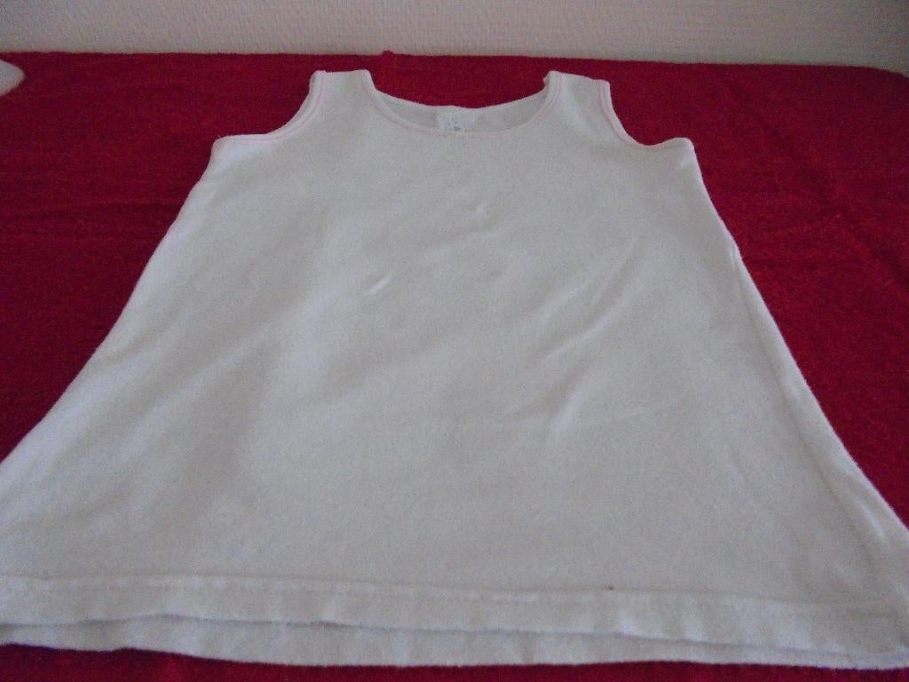 Hempje basic van Hema maat 110-116, Ophalen of Verzenden, Zo goed als nieuw, Jongen of Meisje, Shirt of Longsleeve