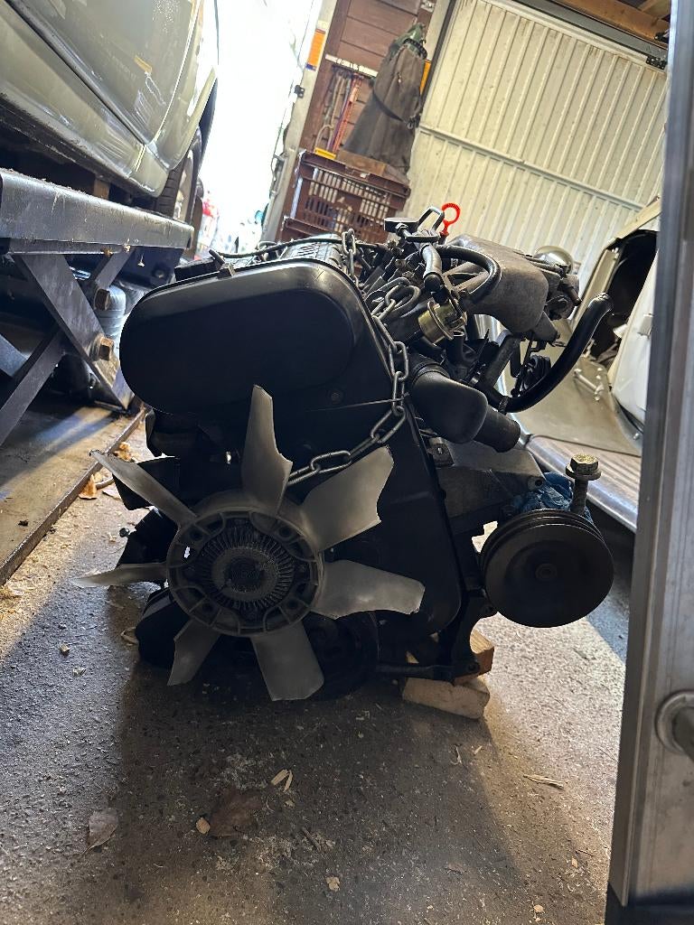 Volvo B234 B234F 16V motorblok compleet met spruitstukken, Ophalen, Gebruikt, Volvo