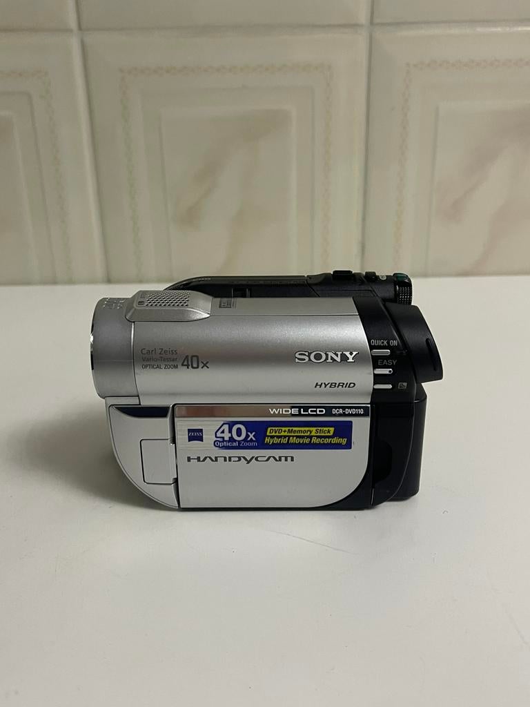 Sony DCR-DVD110, Ophalen of Verzenden, Zo goed als nieuw, Sony, 20x of meer
