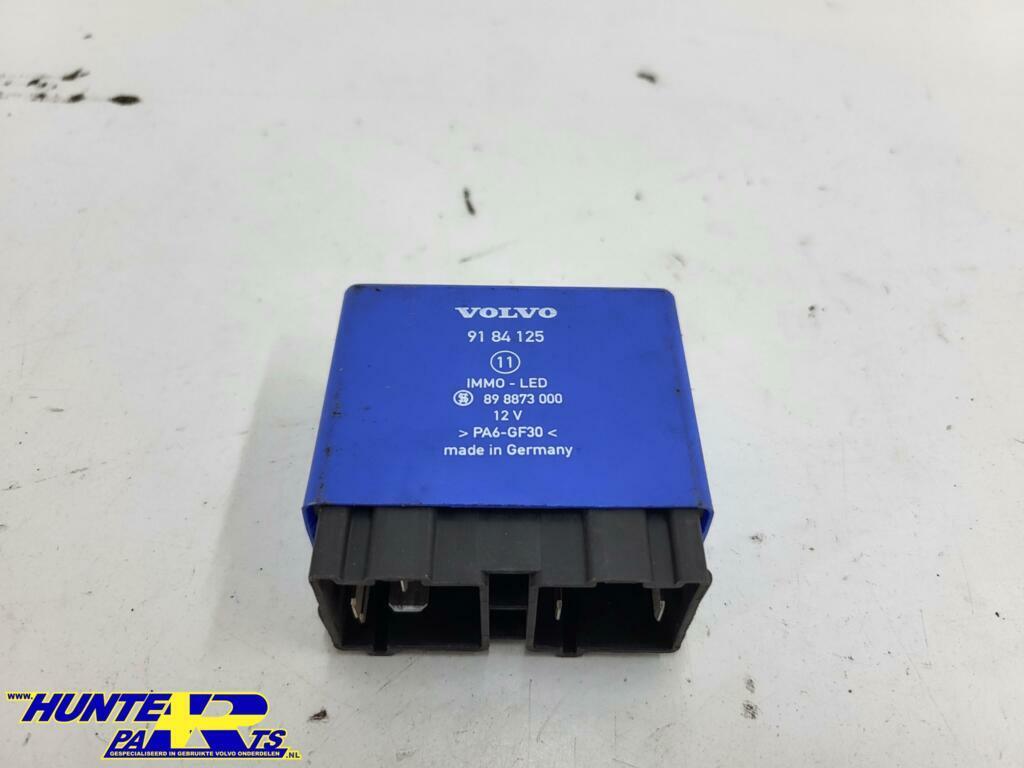 Relais Volvo 940 ('90-'98) 9184125, Auto-onderdelen, Gebruikt, Ophalen of Verzenden, Volvo, Volvo