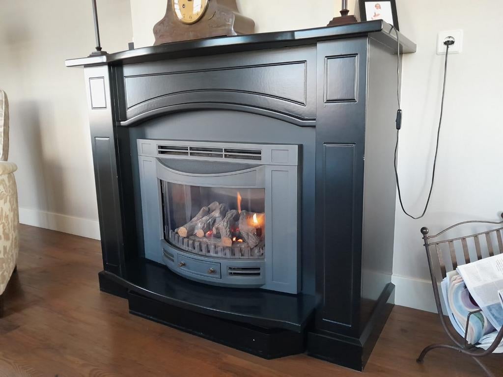 Mooie MDF Schouw met Gashaard en Houtblokken, Huis en Inrichting, Kachels, Ophalen, Gebruikt, Gas, Vrijstaand