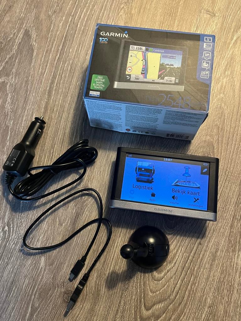 Garmin Nuvi 2548 LMT-D Navigatiesysteem, Auto diversen, Ophalen of Verzenden, Gebruikt