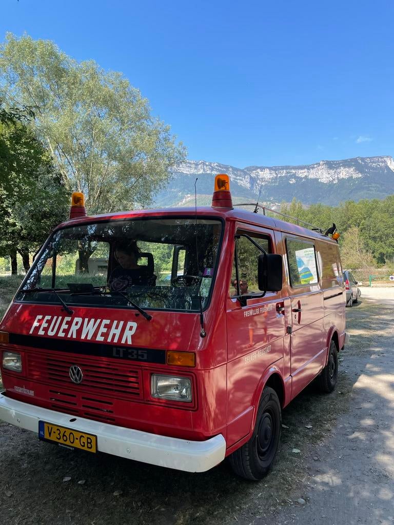 Volkswagen LT35 Brandweer Camper (1987), Caravans en Kamperen, Campers, Koelkast, Volkswagen, Tot en met 2, Handgeschakeld