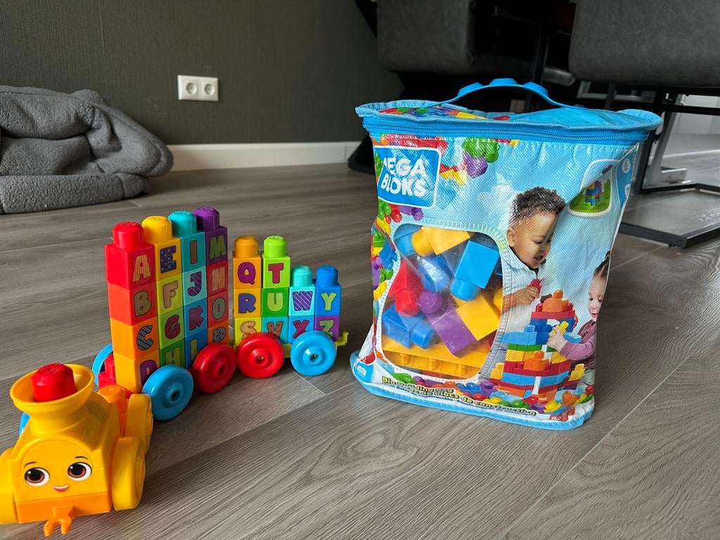 Mega Bloks (60stuks) & ABC Letter Trein, Ophalen of Verzenden, Gebruikt, Megabloks