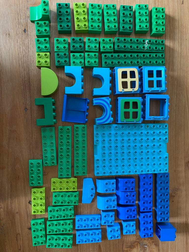 Duplo blokken : groen en blauw, Kinderen en Baby's, Speelgoed | Duplo en Lego, Ophalen of Verzenden, Gebruikt, Losse stenen, Duplo