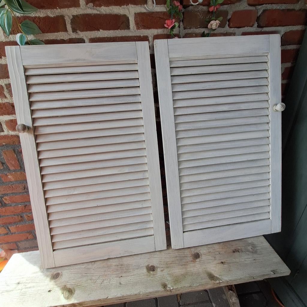 2 Louvre deurtjes, Ophalen of Verzenden