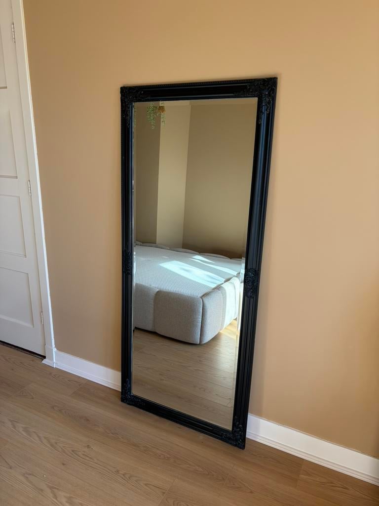 Grote staspiegel met zwarte lijst, Ophalen, Gebruikt, 150 tot 200 cm, Rechthoekig