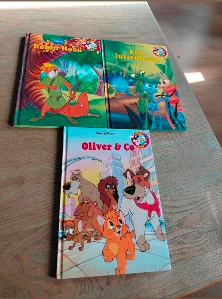 3 Disney boekenclub voorleesboeken. Oliver & Co, Robin hood, Boeken, Ophalen of Verzenden, Gelezen, Disney, Sprookjes