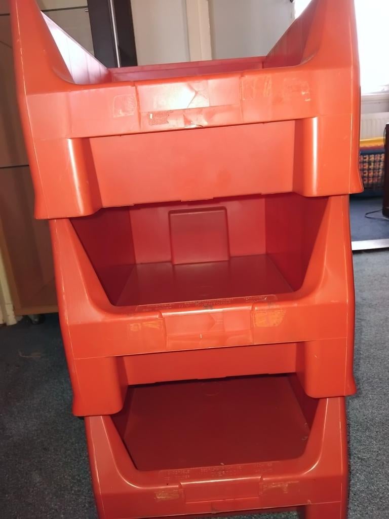 3 GROTE STAPELBAKKEN OVERTOOM, Ophalen, 100 cm of meer, 60 cm of meer, Zo goed als nieuw