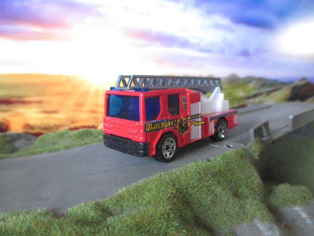 1:96 Dennis Sable SC - Matchbox 2002 Brandweer ladderwagen, Ophalen of Verzenden, Gebruikt, Auto