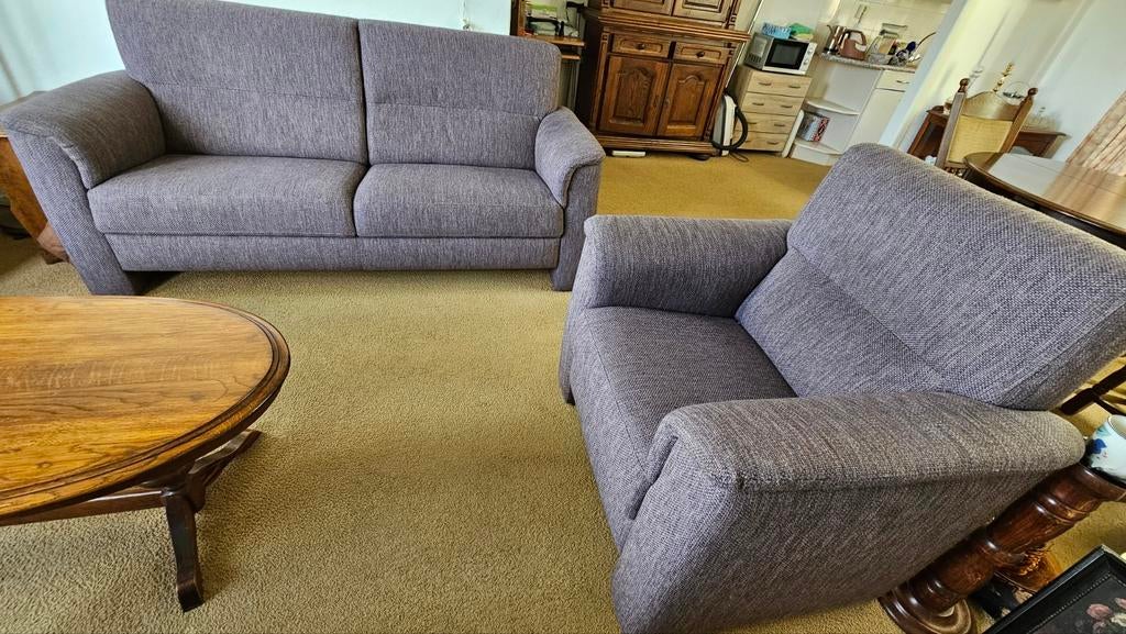 Comfortabele bank met bijpassende fauteuil, Ophalen of Verzenden, Zo goed als nieuw, Modern comfortabel, modern, Minder dan 150 cm