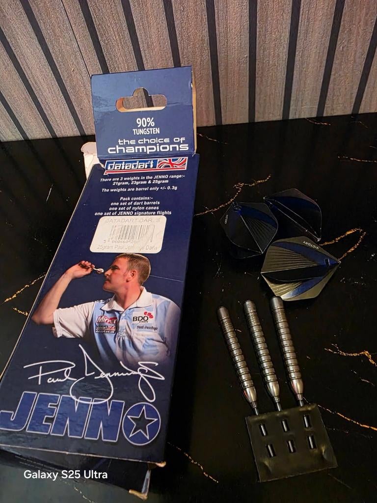 Dartpijlen, Ophalen of Verzenden, Zo goed als nieuw, Pijlen