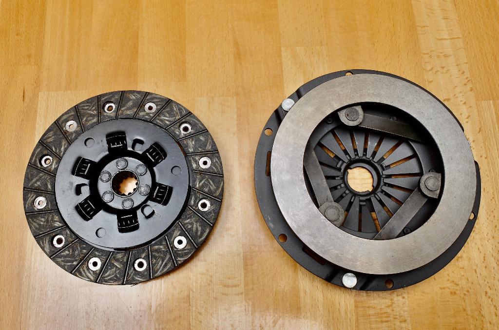 ⚙️ gereviseerde koppeling voor 2T Trabant, Auto-onderdelen, Ophalen of Verzenden, Gereviseerd, Oldtimer onderdelen