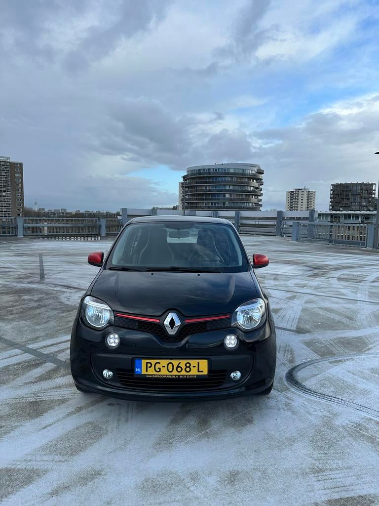 Renault Twingo 1.0 SCE 70 2017 Zwart 5 deurs, Auto's, Voorwielaandrijving, Twingo, 840 kg, 4 stoelen