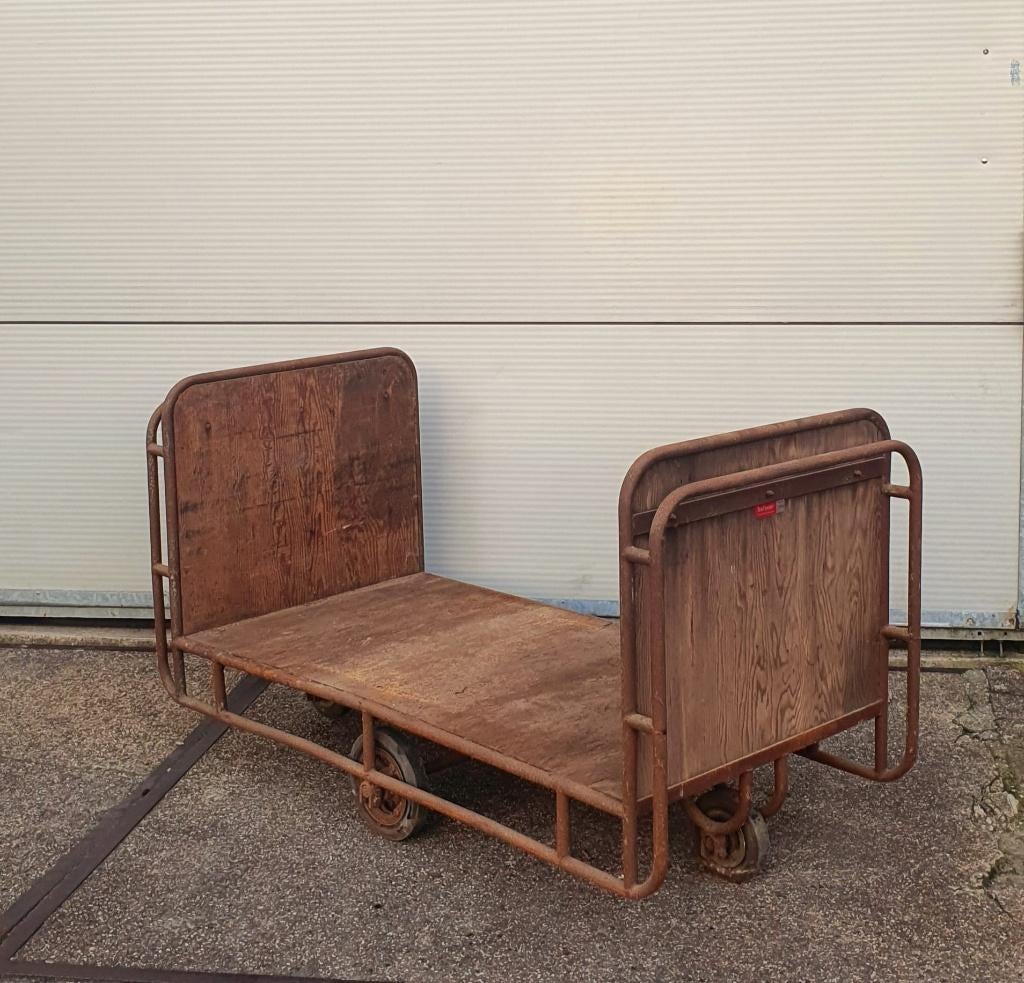 Trolley Industrieel, 100 liter of meer, Ophalen, Gebruikt, Transportkar