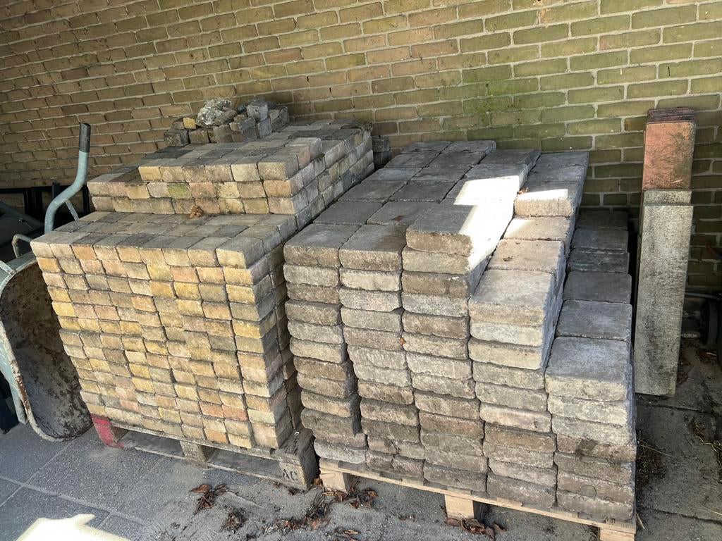 Stenen 20x20x6 en 10x10x6 - gratis op te halen, Ophalen, Gebruikt, Klinkers, 10 m² of meer