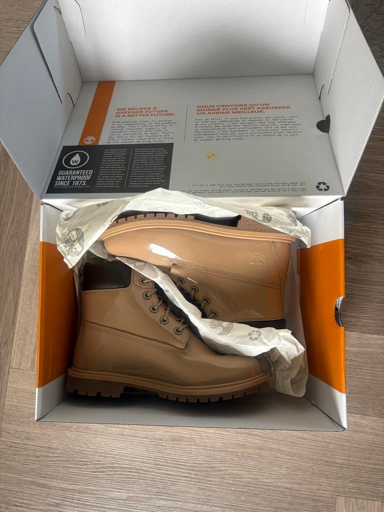 Timberland waterproof bruin maat 38 en 38,5, Ophalen of Verzenden, Nieuw, Bruin, Lage of Enkellaarzen