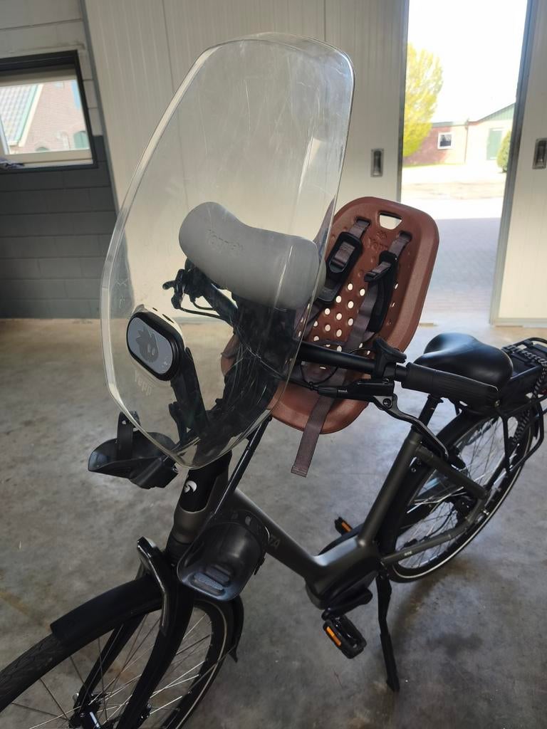 Yepp Thule mini bruine voorzitje met windscherm, Fietsen en Brommers, Fietsaccessoires | Fietsstoeltjes, Ophalen of Verzenden