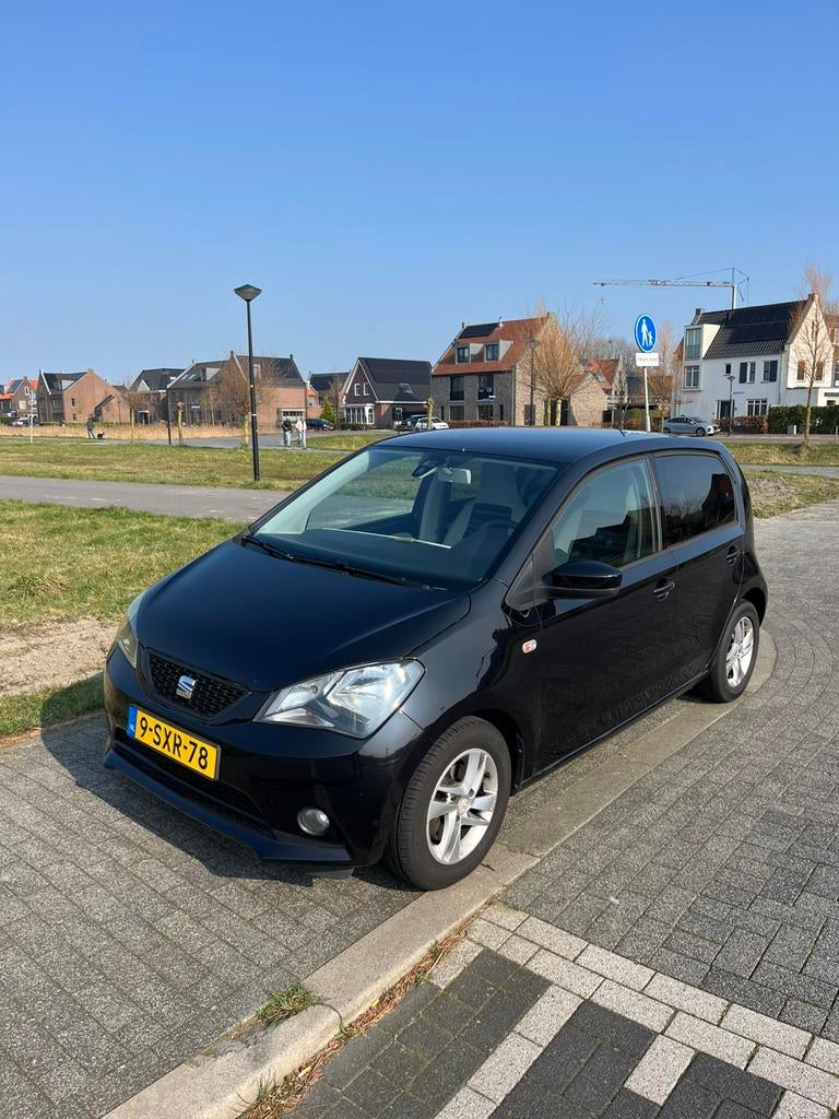 Seat Mii 1.0 44KW 2013 Zwart, Auto's, Seat, Voorwielaandrijving, 840 kg, 4 stoelen, Mii