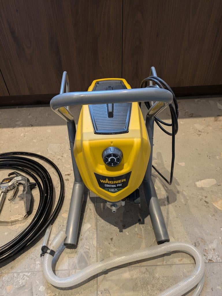 Wagner Control Pro 250M verfspuit Incl verlengstuk., Ophalen of Verzenden, Zo goed als nieuw, Verfspuit of Verfpomp