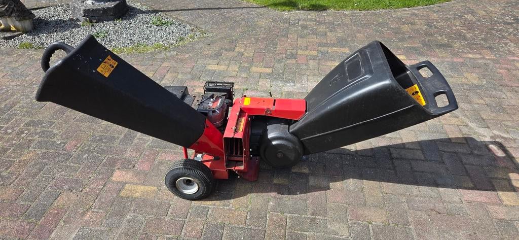 Robuuste Takkenversnipperaar op Benzine - Krachtig en Mobiel, Ophalen, Gebruikt, Benzine