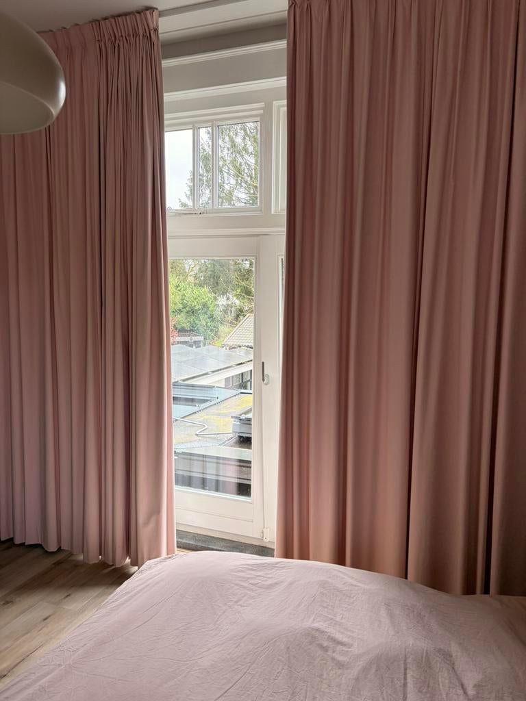 Roze Amsterdam (Hema) verduisterende overgordijnen, Huis en Inrichting, Stoffering | Gordijnen en Lamellen, Ophalen, Zo goed als nieuw