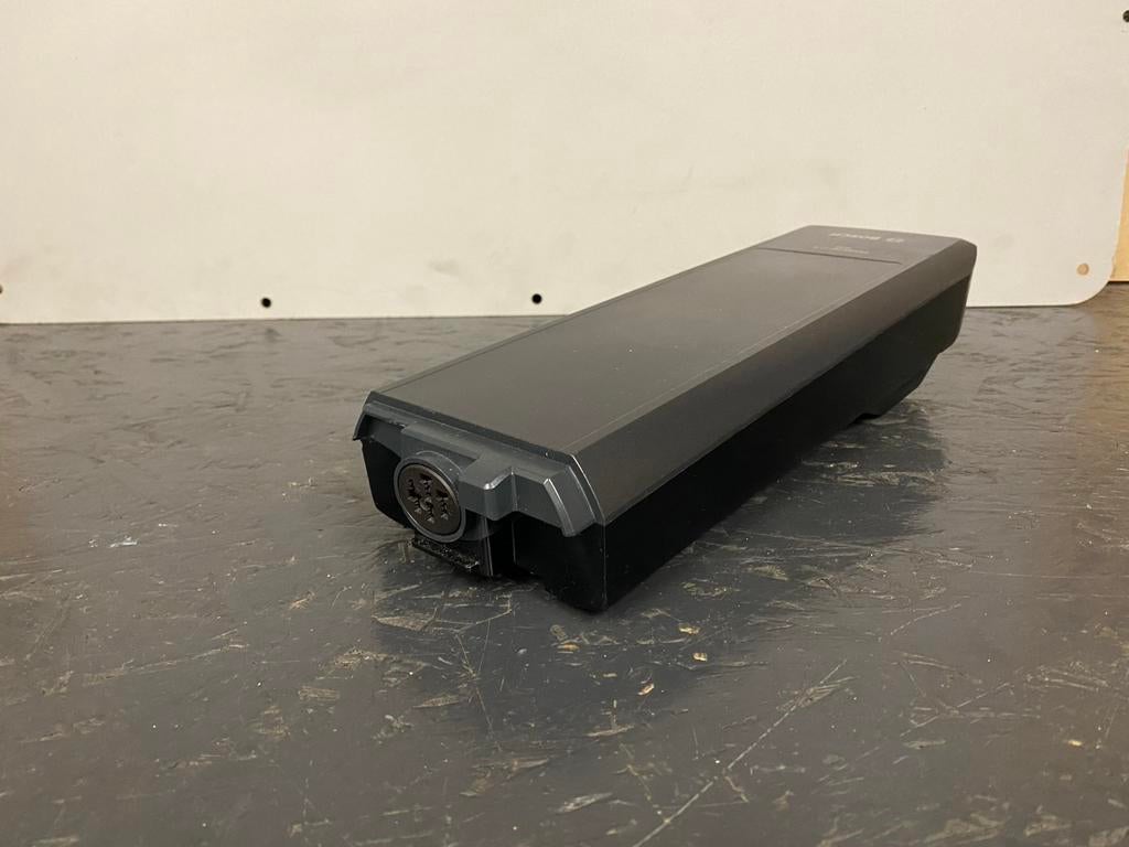 Goede bosch fiets accu bagagedrager, Ophalen, Zo goed als nieuw